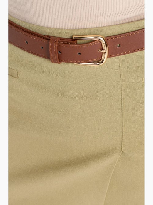 Jupe courte trapèze à taille haute avec ceinture dilvin - Kiabi Jupe courte trapèze à taille haute avec ceinture dilvin - Kiabi