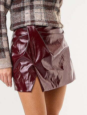 Jupe en faux cuir verni