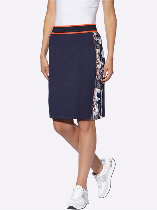 Jupe en jersey avec empiècements contrastés sur les côtés - Taille standard - Helline - Kiabi Jupe en jersey avec empiècements contrastés sur les côtés - Taille standard - Helline - Kiabi