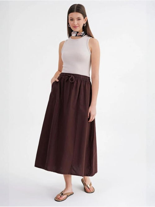 Jupe en popeline taille haute avec fermeture à cordon mixray - Kiabi Jupe en popeline taille haute avec fermeture à cordon mixray - Kiabi