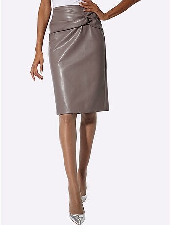 Jupe en synthétique imitation cuir souple - taille courte - helline
