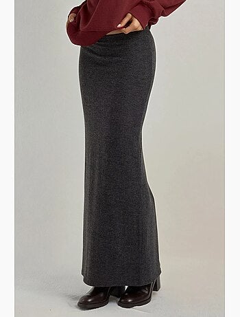 Jupe en tricot doux et texturé avec taille élastique et fente hiccup