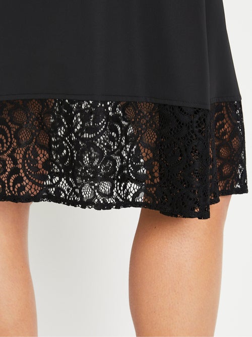 Jupe évasée mi longue unie avec dentelle - Kiabi