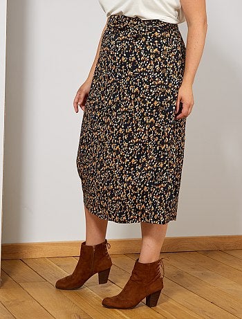 Jupe fleurie et boutonnée - Kiabi