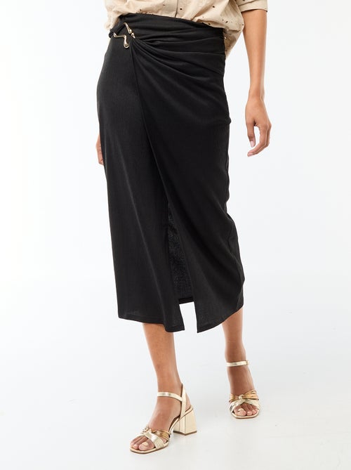 Jupe longue avec boucle dorée à la taille - Kiabi