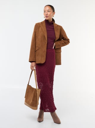 Jupe longue en dentelle