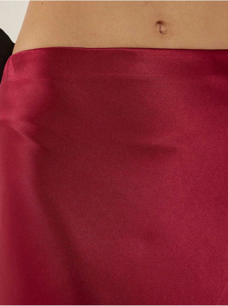 Jupe longue en satin à coupe biaisée Rouge - Kiabi