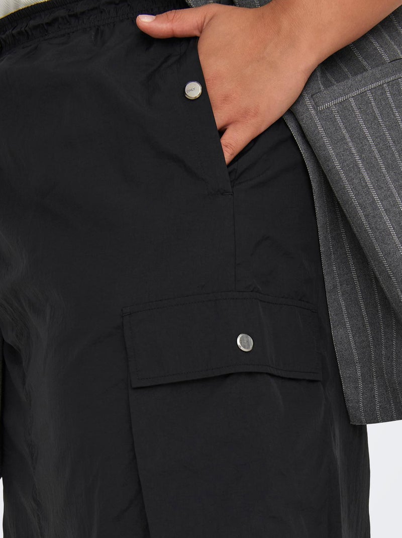 Jupe longue en toile parachute 'Only Carmakoma' noir - Kiabi