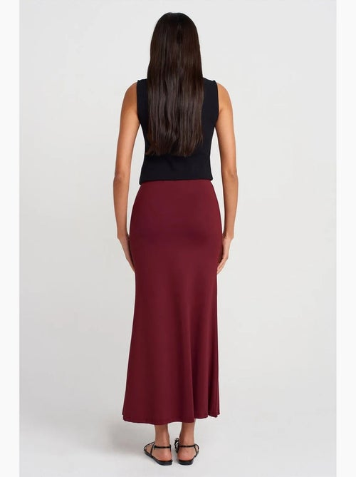 Jupe longue évasée à taille haute dilvin - Kiabi Jupe longue évasée à taille haute dilvin - Kiabi