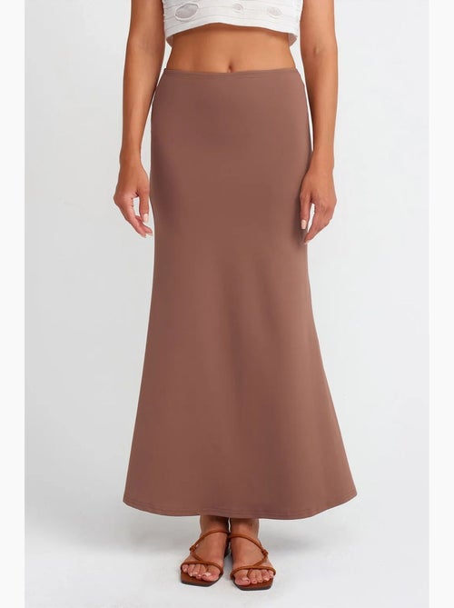 Jupe longue évasée à taille haute dilvin - Kiabi Jupe longue évasée à taille haute dilvin - Kiabi