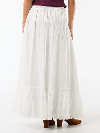 Jupe longue évasée avec macramé