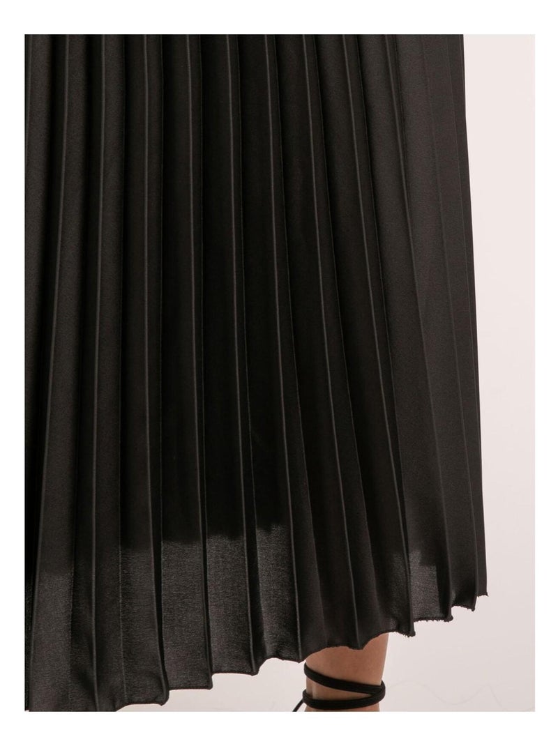Jupe longue satin plissée XYMMA Noir - Kiabi