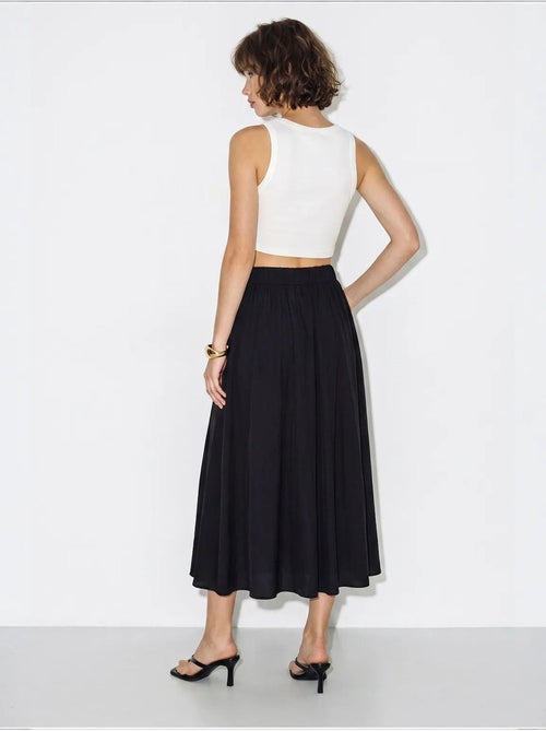 Jupe longue trapèze taille haute avec poches lucci - Kiabi Jupe longue trapèze taille haute avec poches lucci - Kiabi