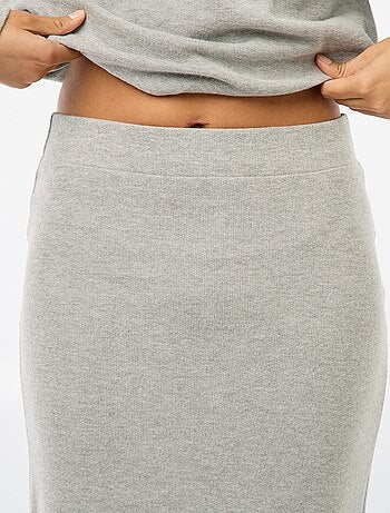 Jupe midi en maille doudou