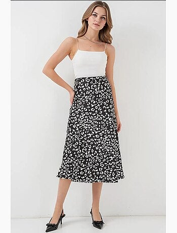 Jupe midi en satin coupe trapèze à taille haute bdart