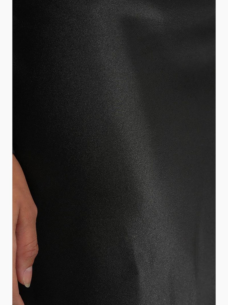 Jupe midi en satin coupe trapèze à taille haute bdart Noir - Kiabi