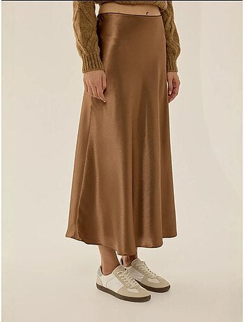 Jupe midi en satin taille haute