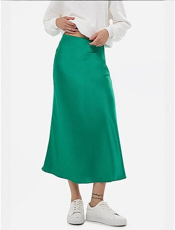 Jupe midi en satin taille haute