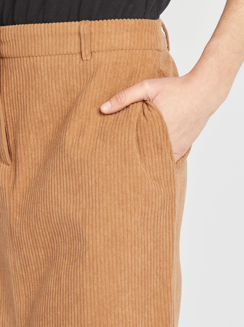 Jupe midi en velours côtelé Beige - Kiabi