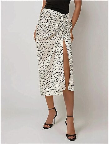 Jupe midi moulante en satin imprimé avec fente
