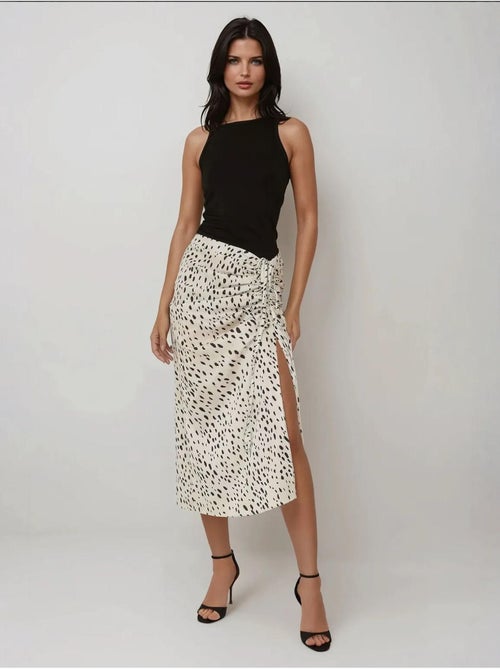 Jupe midi moulante en satin imprimé avec fente - Kiabi