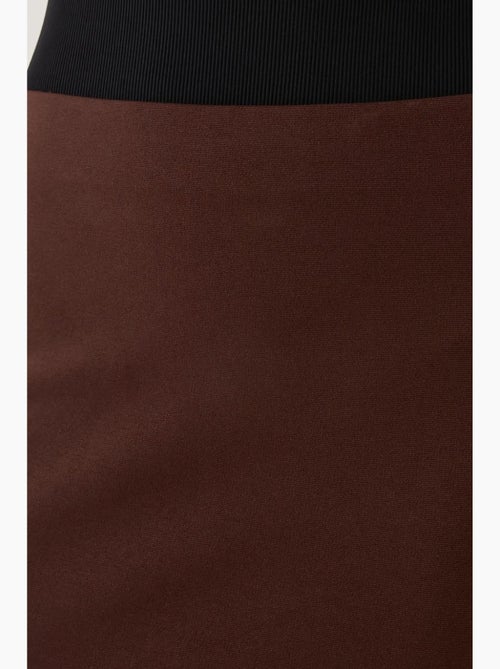 Jupe midi moulante taille haute hiccup - Kiabi Jupe midi moulante taille haute hiccup - Kiabi
