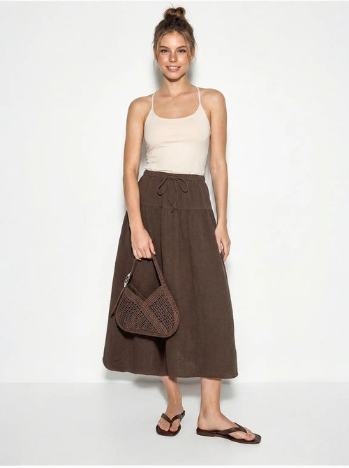 Jupe midi trapèze à taille haute lucci - Kiabi Jupe midi trapèze à taille haute lucci - Kiabi