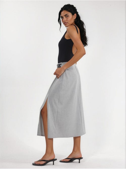 Jupe midi trapèze taille haute avec ceinture - Kiabi Jupe midi trapèze taille haute avec ceinture - Kiabi