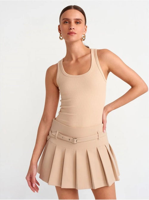 Jupe mini plissée taille haute avec ceinture dilvin - Kiabi Jupe mini plissée taille haute avec ceinture dilvin - Kiabi