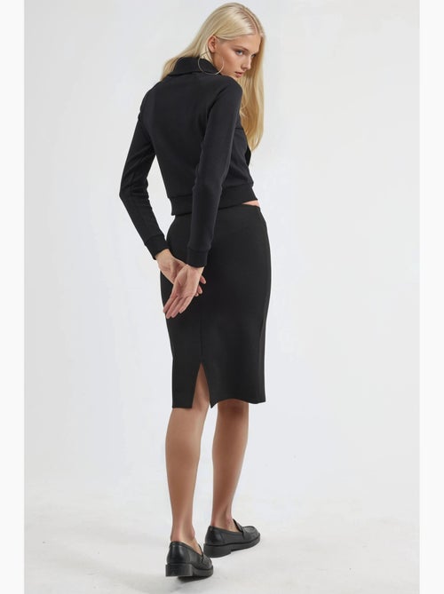 Jupe mini taille haute et coupe ajustée avec élastique busem - Kiabi Jupe mini taille haute et coupe ajustée avec élastique busem - Kiabi