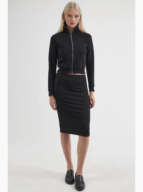 Jupe mini taille haute et coupe ajustée avec élastique busem - Kiabi Jupe mini taille haute et coupe ajustée avec élastique busem - Kiabi