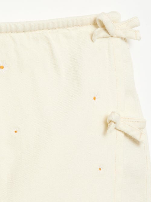 Jupe-short avec motifs brodés all over - Kiabi