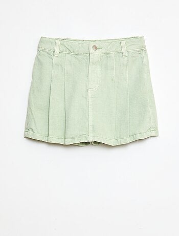 Jupe short en denim plissé
