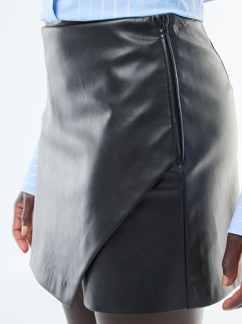 Jupe short en simili uni Noir - Kiabi