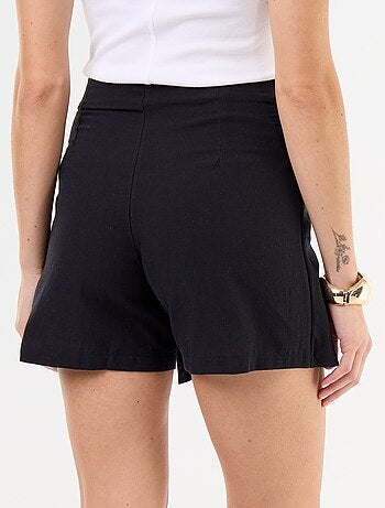 Jupe short léger avec ceinture à nouer