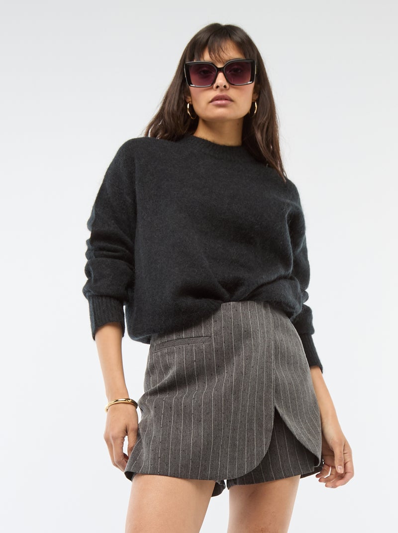 Jupe short rayée avec strass