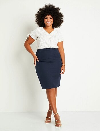 Jupe unie droite mi longue