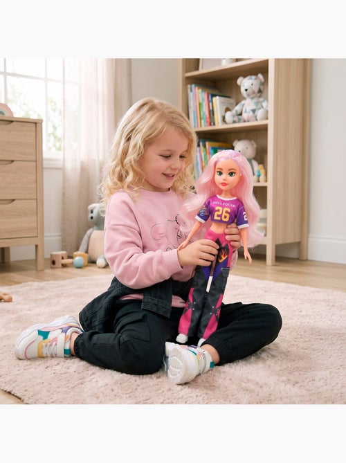 K-pop diva squad poupée avec accessoires, 45 cm + 3 ans - Kiabi K-pop diva squad poupée avec accessoires, 45 cm + 3 ans - Kiabi
