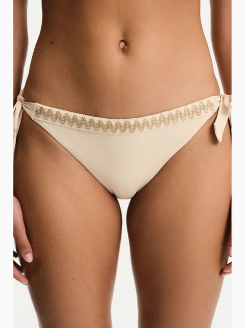 Kaia bas de bikini taille mi-haute penti - Kiabi Kaia bas de bikini taille mi-haute penti - Kiabi