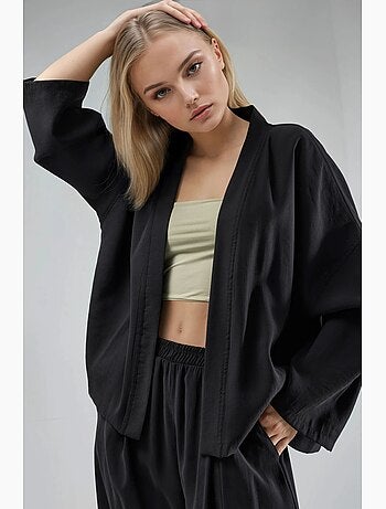 Kimono brodé à manches longues et col ouvert busem