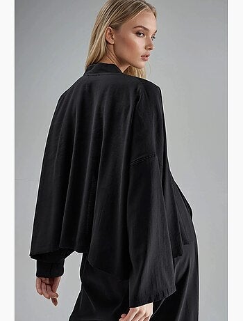 Kimono brodé à manches longues et col ouvert busem