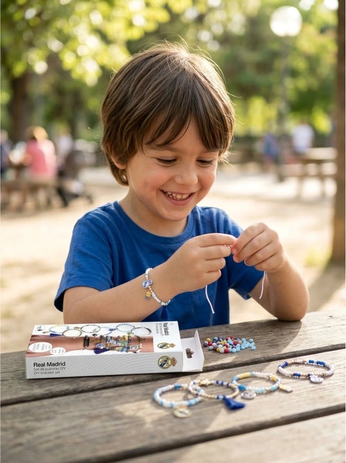 Kit bracelets diy real madrid - plus de 1000 perles - Kiabi Kit bracelets diy real madrid - plus de 1000 perles - Kiabi