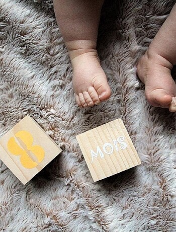 Kit Naissance Cubes Etapes en Bois Création durable Posca Blanc