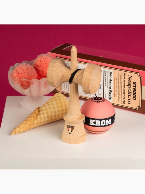 Krom Kendama Strogo Neapolitan Strawberry - Kiabi Krom Kendama Strogo Neapolitan Strawberry - Kiabi