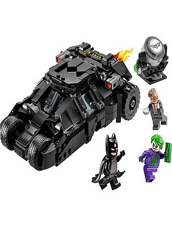 La Batmobile Tumbler de Batman™ contre Double-Face et Le Joker™