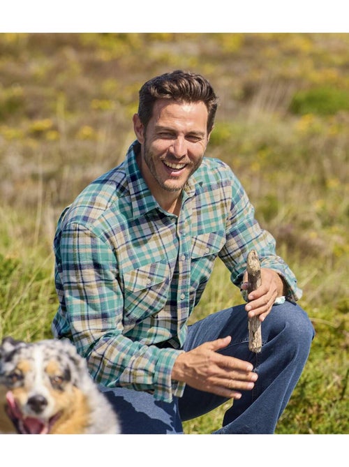 La chemise flanelle à carreaux nature - atlas for men - Kiabi La chemise flanelle à carreaux nature - atlas for men - Kiabi