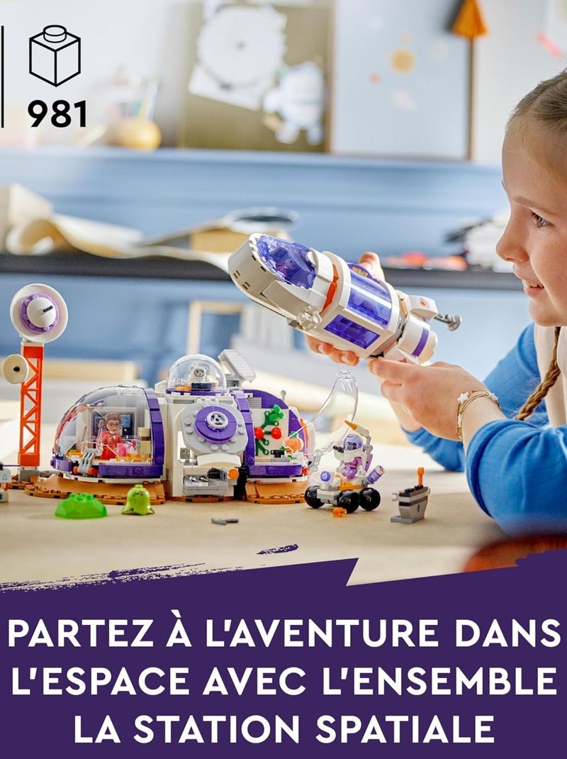 La station spatiale martienne et la fusée Multicolore - Kiabi