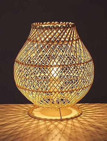 Lampe de table naturelle arrondie en rotin