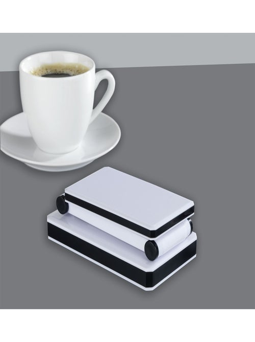 Lampe LED de bureau pliante Oka - Kiabi Lampe LED de bureau pliante Oka - Kiabi