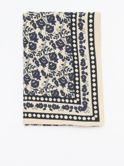 Large foulard carré - 100 x 100 cm - Kiabi Large foulard carré - 100 x 100 cm - Kiabi